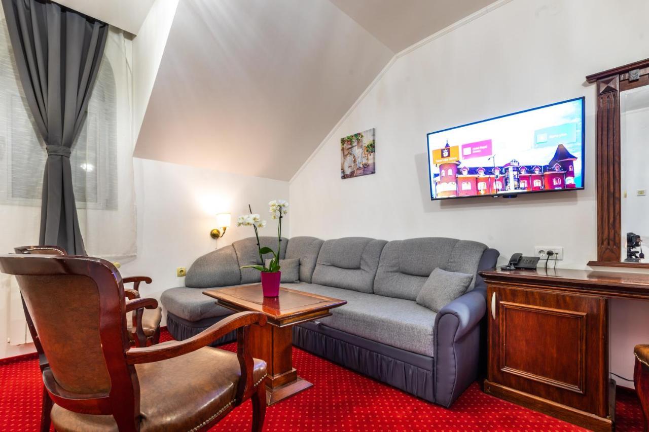 Garni Hotel Royal Crown Subotica Luaran gambar